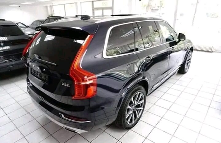 
								Volvo XC90 D5 full									