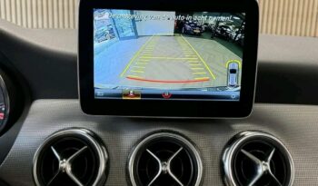 
										Mercedes-Benz GLA 180 full									