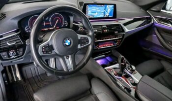 
										BMW 540i xDrive full									