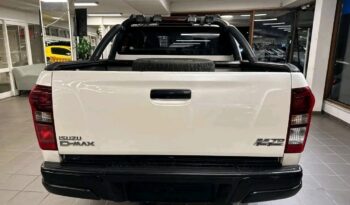 
										Isuzu D-max full									