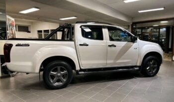 
										Isuzu D-max full									