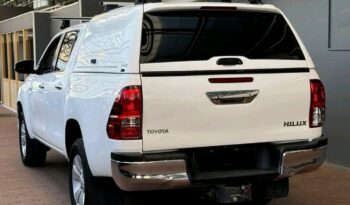 
										Toyota Hilux full									