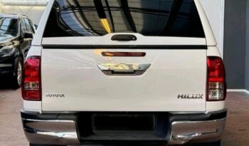 
										Toyota Hilux full									