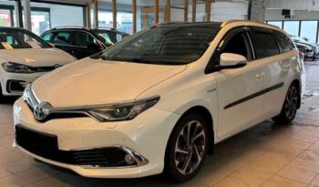 
										Toyota Auris full									