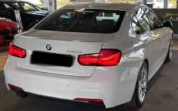 BMW 330e