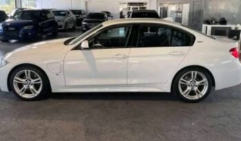 
										BMW 330e full									