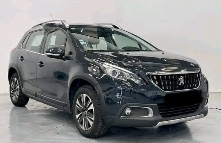 
								Peugeot 2008 full									