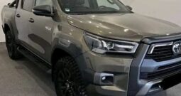 Toyota Hilux 2.8 Invincible