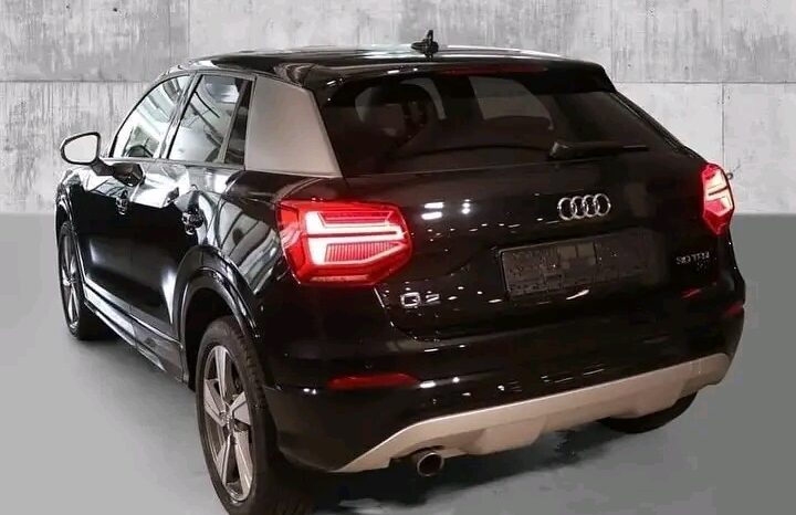 
								Audi Q2 full									