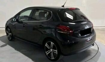 
										PEUGEOT 208 full									