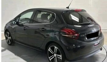 
										PEUGEOT 208 full									