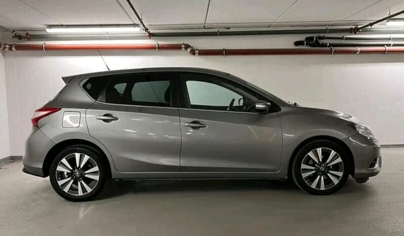 
								Nissan Pulsar full									