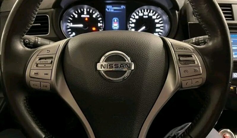 
								Nissan Pulsar full									