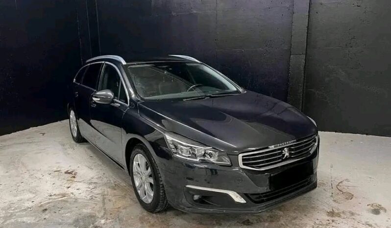 
								Peugeot 508 full									