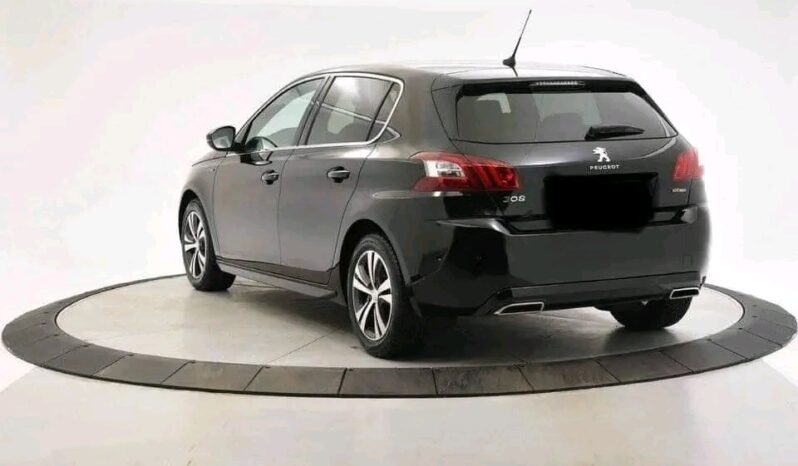 
								Peugeot 308 full									