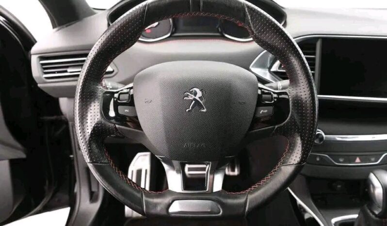 
								Peugeot 308 full									