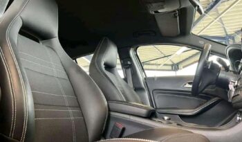 
										Mercedes-Benz GLA full									