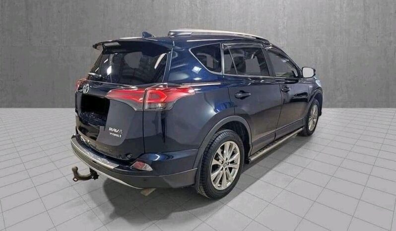 
								Toyota RAV4 full									