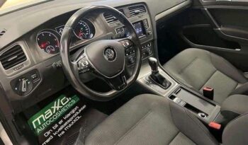 
										Volkswagen Golf full									