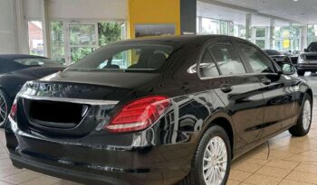 
										Mercedes-Benz C 200 full									