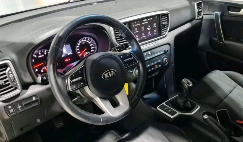 
								Kia Sportage full									