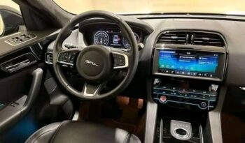 
										Jaguar F-Pace full									