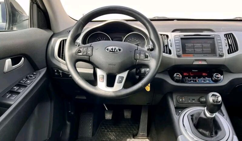 
								Kia Sportage full									