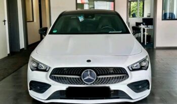 
										Mercedes-Benz CLA 180 full									