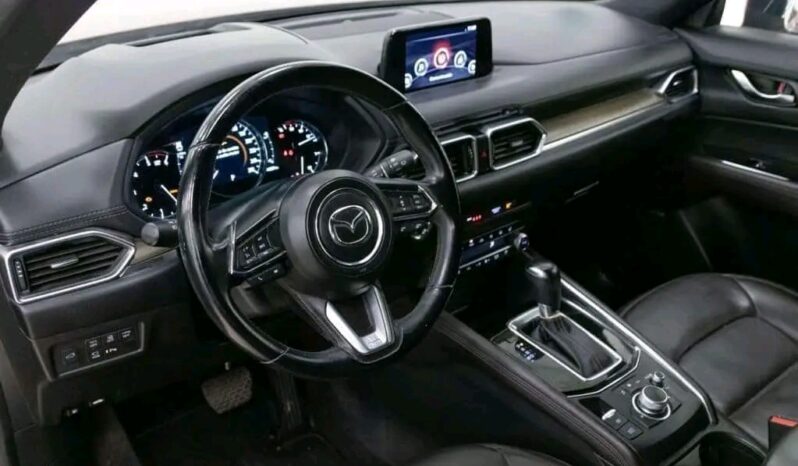 
								Mazda CX-5 full									