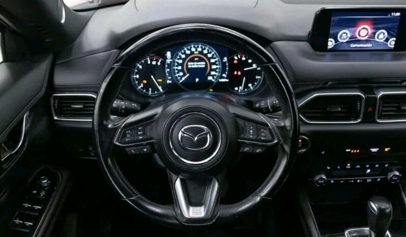 
								Mazda CX-5 full									