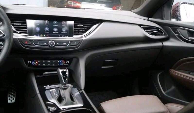 
								Opel Insignia full									