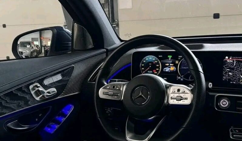 
								Mercedes-Benz full									