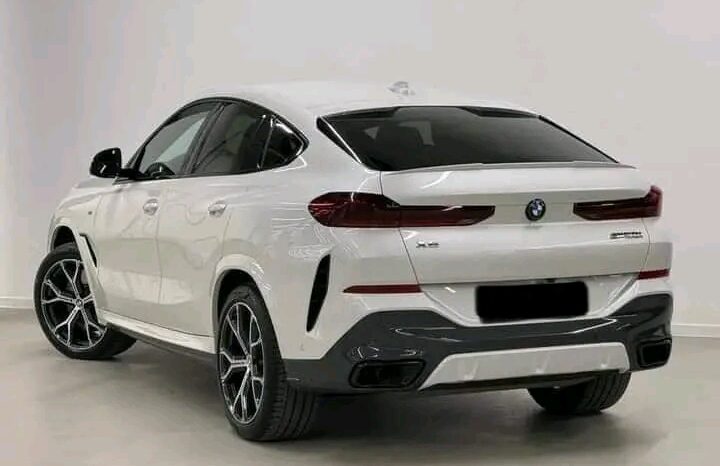 
								BMW X6 M50i full									