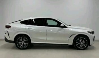 
										BMW X6 M50i full									