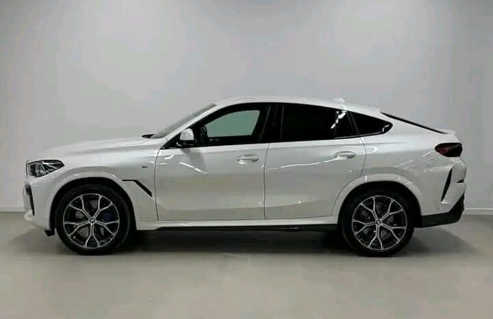 
								BMW X6 M50i full									