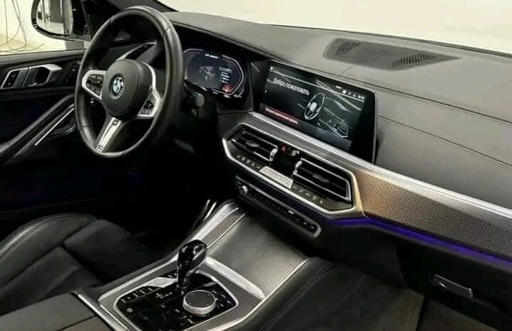 
								BMW X6 M50i full									