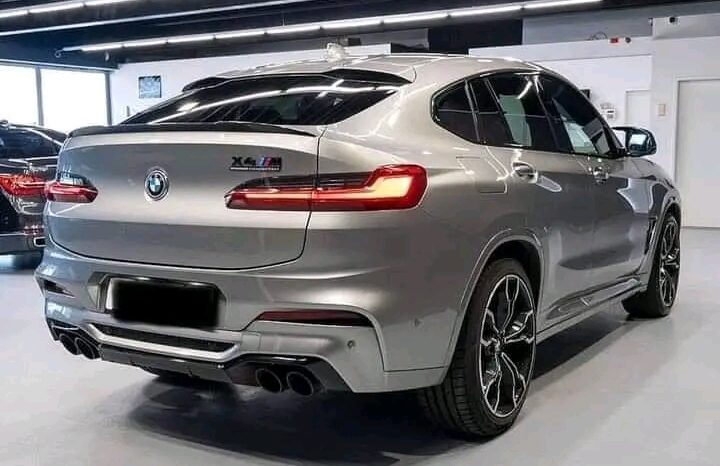 
								BMW X4 M Competition xDrive full									