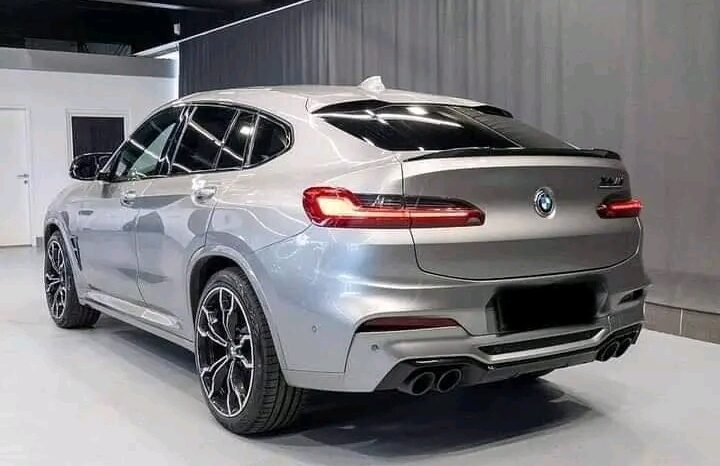 
								BMW X4 M Competition xDrive full									