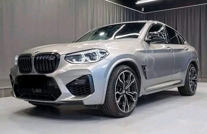 
								BMW X4 M Competition xDrive full									