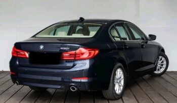 
										BMW 530i full									