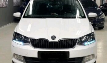 
										Skoda Fabia full									