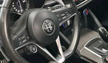 
										Alfa Romeo Stelvio full									