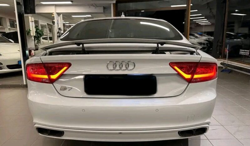 
								Audi A7 full									