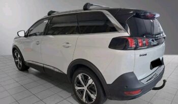 
										Peugeot 5008 full									