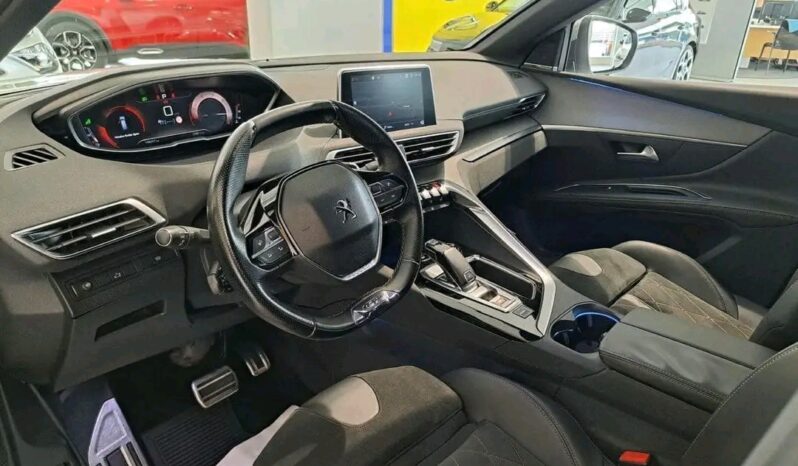 
								Peugeot 5008 full									