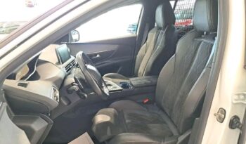 
										Peugeot 5008 full									