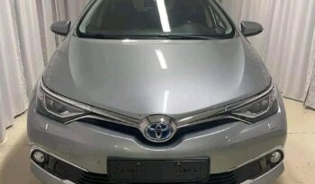 
										Toyota Auris full									