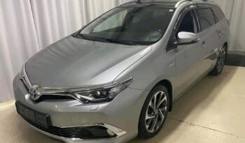 
										Toyota Auris full									