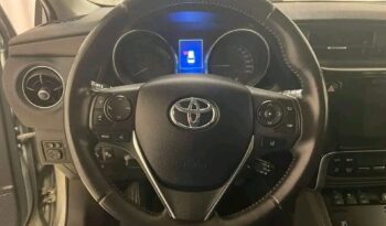 
										Toyota Auris full									