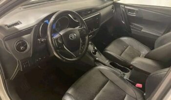 
										Toyota Auris full									